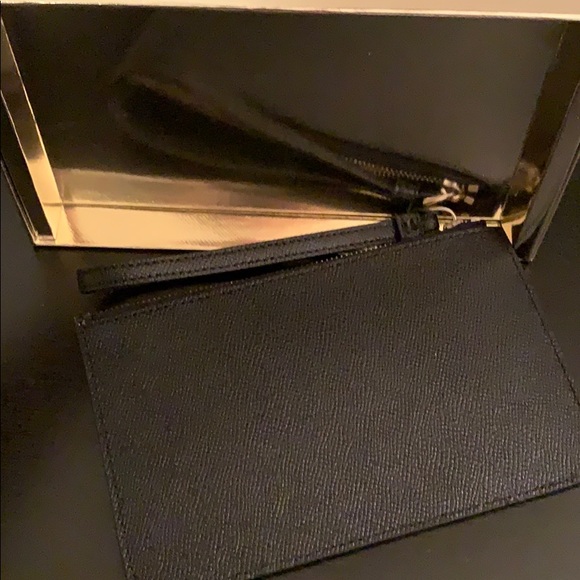 NWB. Coach star ⭐️ black wristlet. - Picture 2 of 6